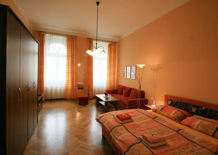 No. 19 Jaltská 3 Apartamento